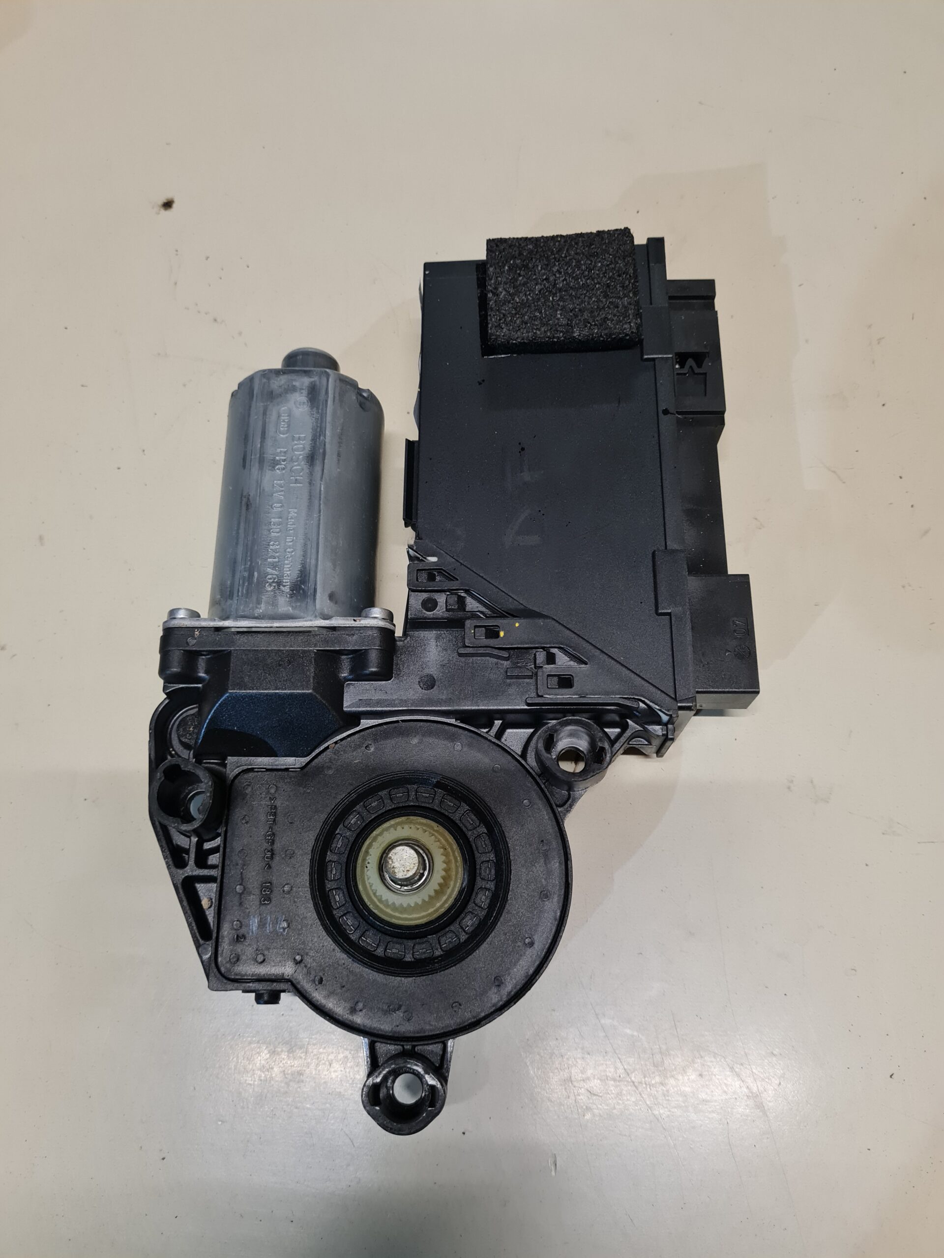 3D1959792F Fensterhebermotor Vorne recht Vw Touareg 7L Fenster Steuergerät - Image 2