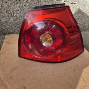 Rückleuchte rechts VW Golf 5 (1K) – OEM 1K60045112C – gebraucht – Kratzer