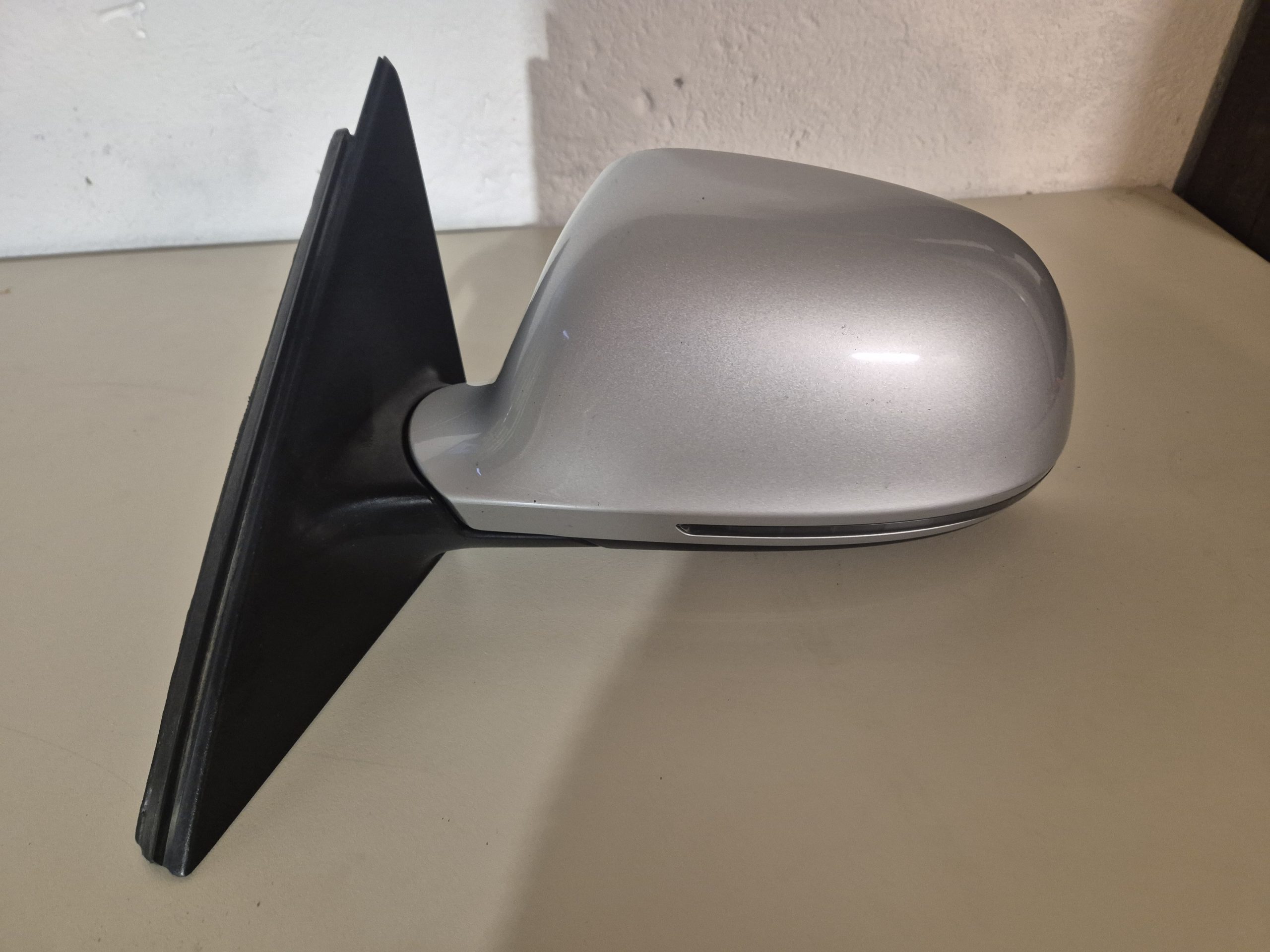 Original Audi A4 B8 8K Außenspiegel vorne links 10-polig – Vollausstattung mit Anklappfunktion, Heizung, Memory Side Assist - Image 2