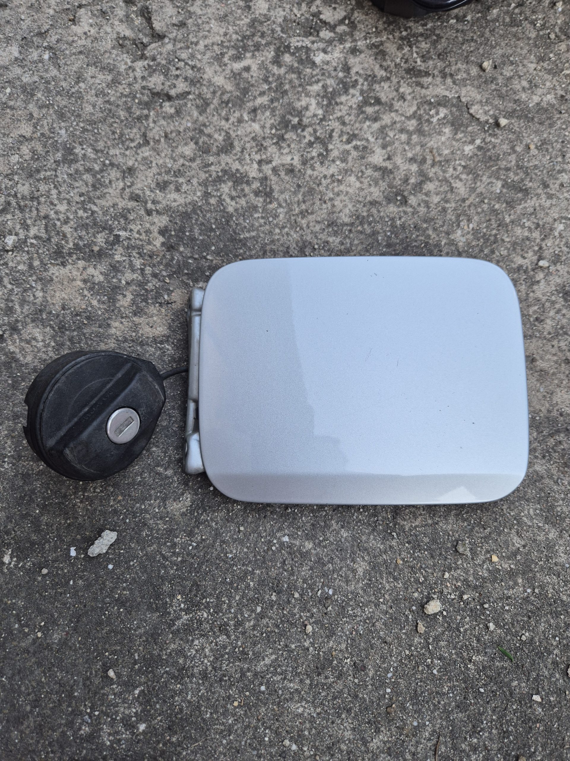 Tankdeckel Benzin Audi A4 B6 B7 Cabrio LA7W