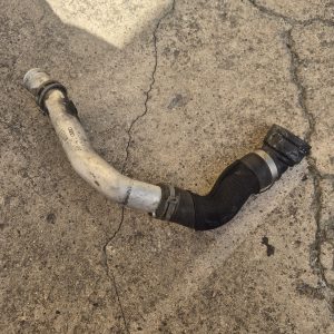 Kühlrohr Audi A4 B8 8K Audi A5 8K0121071C Wasserleitung
