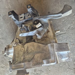 VW Polo 1.6 16V BTS Getriebe HXL / LVA 5-Gang 02T 301 103 K